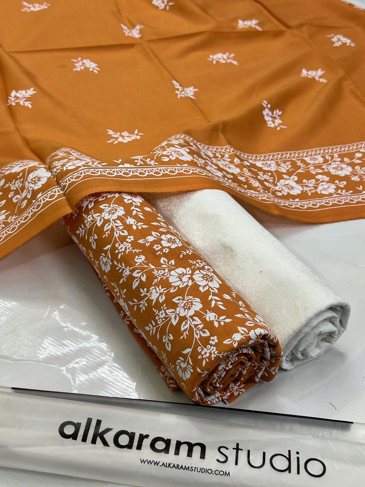 *Al Karam 3pc in self printing.